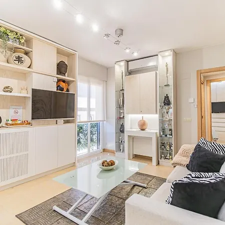 Dupont 2 I Comfort I 2 Guests I 1 Bedroom I 1 Bathroom I Pilar Apartment